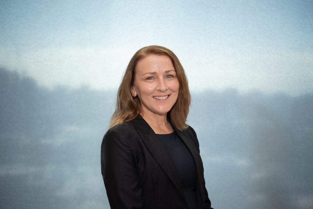 ATO Assistant Commissioner Angela Allen_office background 002 1 - Business Franchise Australia